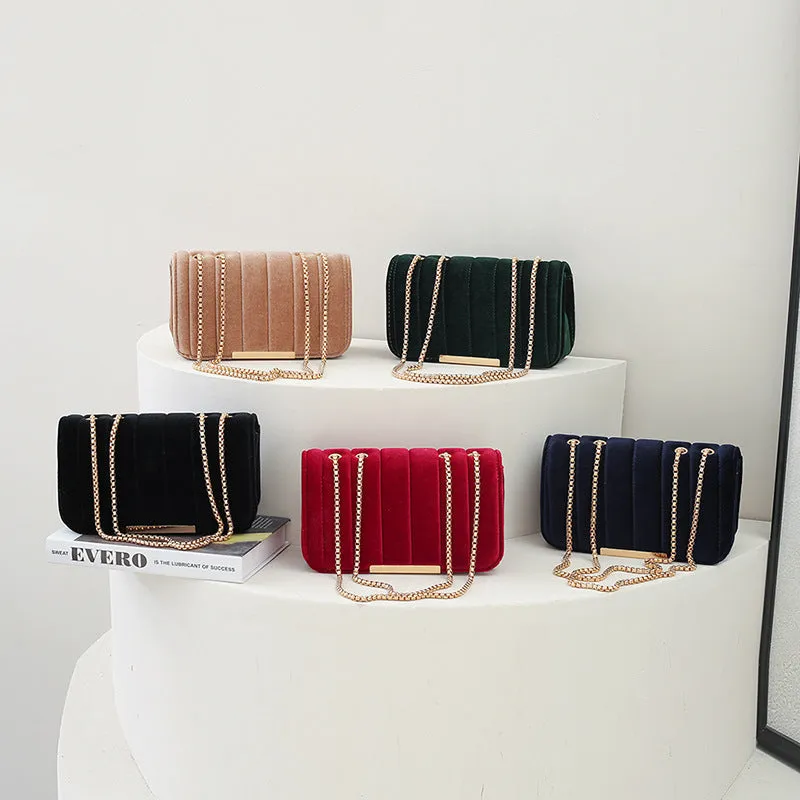 Christine – Velvet Chain Crossbody Bag