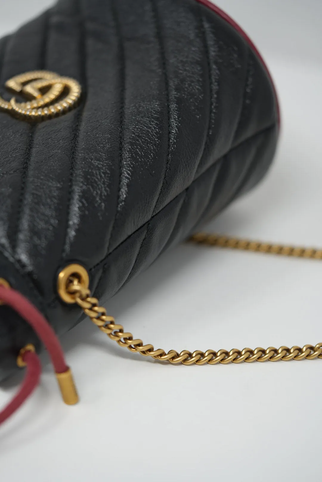 Gucci GG Marmont Chain Bucket Bag