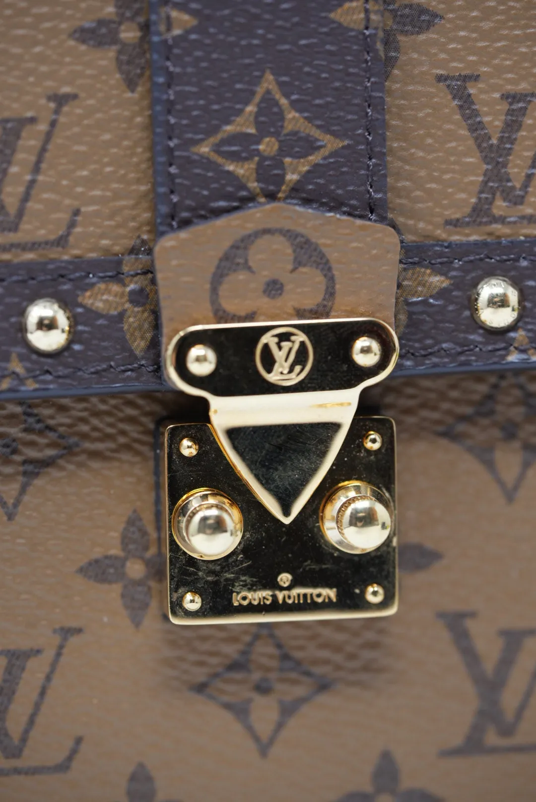 Louis Vuitton Vertical Trunk 2019